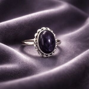 Elegant Silver Women's Ring
